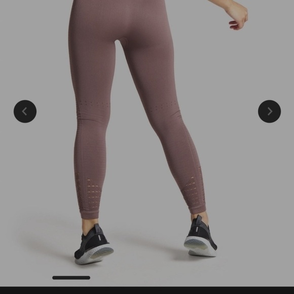 EUC - Gymshark Seemless + Energy Leggings - size small - rose taupe - Picture 5 of 9